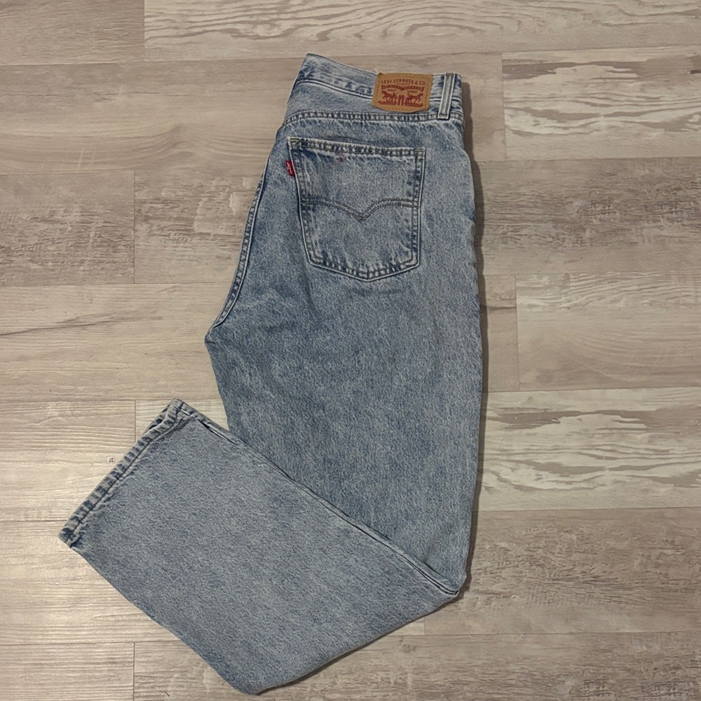 Levi's Women's Straight Leg Jeans in Light Blue
